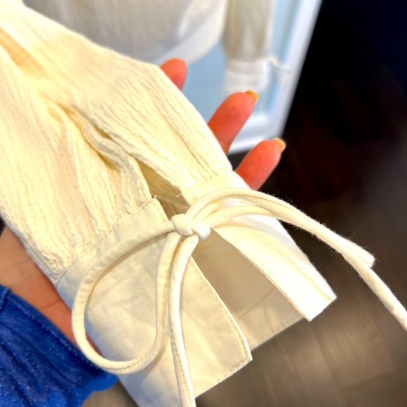 Free People Gorgeous Puff Sleeve Blouse Deep V Plunge Neckline Cream Size Large - Picture 4 of 11